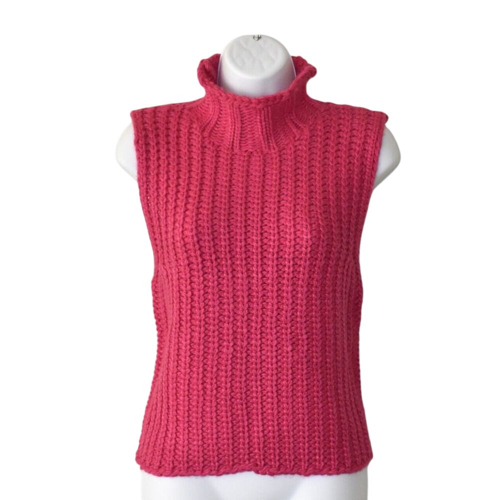A5 NWT EN SAISON Hot Pink Acrylic Linnie Sleeveless Knit Sweater Size S